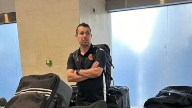 Photo of بسبب خريطة المغرب.. بعثة نهضة بركان تُحتجز في مطار الجزائر