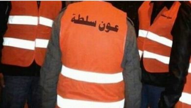 Photo of بائع متجول يشرمل عون سلطة بالقصر الكبير