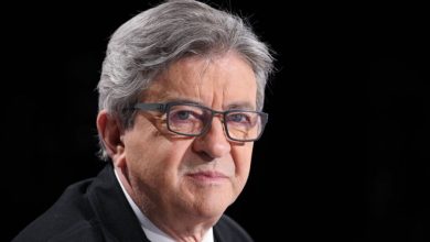 Photo of وُلد بطنجة.. هذا هو زعيم ائتلاف اليسار الفرنسي “ميلونشون” الذي فاز في الإنتخابات الفرنسية