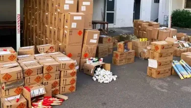 Photo of الأمن يحبط محاولة اغراق المدينة بنحو (9.771.000) وحدة من المفرقعات والشهب