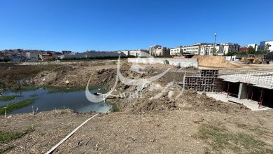 Photo of هل يتوفر على ترخيص ؟ .. إغلاق واد بطنجة يحول منطقة سكنية إلى مستنقع ويثير غضب السكان