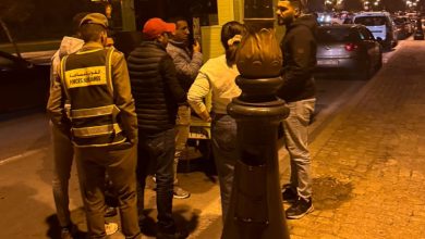 Photo of بتعليمات الوالي “التازي”.. حملات ليلية بطنجة المدينة لتحرير الملك العمومي ومحاربة ظاهرة التسول والتشرد