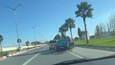 Photo of فوضى بمطار طنجة: المرصد الوطني للنقل يدين اعتداءات ممنهجة على سائقي الطاكسي الصغير