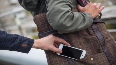 Photo of أمن طنجة يصدر مذكرة بحث عن “شرطي مزيف” بتهمة سرقة صحافية