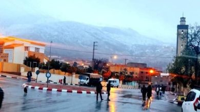 Photo of الثلوج تغطي مناطق واسعة في الجهة الشرقية وتؤدي إلى انخفاض حاد في درجات الحرارة