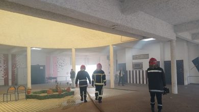 Photo of صور..حريق في كلية الآداب ببنمسيك يثير الذعر دون تسجيل خسائر بشرية