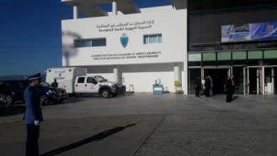 Photo of بسبب خروقات مهنية.. قرار تأديبي ينقل جمركيين من ميناء طنجة المتوسط إلى الدار البيضاء وفاس