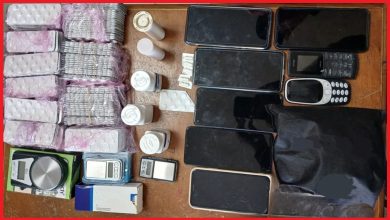 Photo of أمن طنجة يوقف مروج مخدرات بحوزته 4266 قرصا مهلوسا