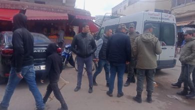 Photo of القصر الكبير..حملة لتحرير الفضاء العام وتنظيم الأنشطة التجارية وسط ارتياح شعبي وتساؤلات حول التنسيق الأمني