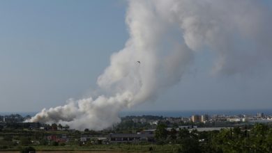Photo of سحابة “كلور” سامة تجبر 160 ألف شخص على البقاء في منازلهم جنوب برشلونة