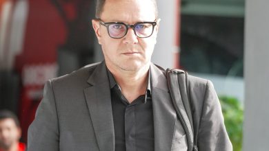 Photo of الكشف عن الحالة الصحية للمدرب محمد أمين بنهاشم وعبد الرزاق هيفتي