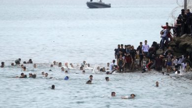 Photo of مداهمات ليلية ومهاجرون يقاومون الأمن.. الفنيدق تحت حصار أمني لمنع العبور نحو سبتة
