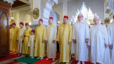 Photo of الملك  يؤدي صلاة عيد الأضحى بمسجد الحسن الثاني في تطوان