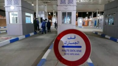 Photo of حريق مفاجئ يربك معبر “باب مليلية” ويؤدي إلى إغلاقه مؤقتا