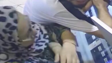 Photo of أمن طنجة يضع حدا  لشخص وسيدة متورطين في سرقات محلات هواتف نقالة ويكشف سجلهما الإجرامي