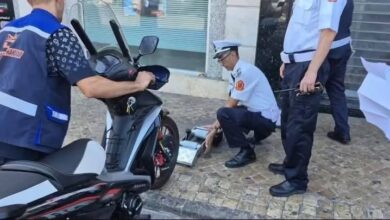 Photo of رئيس الحكومة يوقف حملة مراقبة الدراجات النارية لمدة سنة