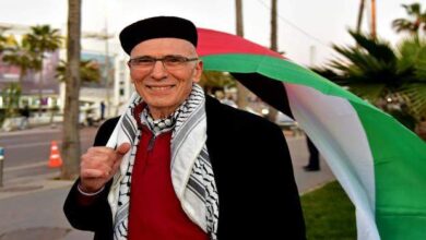 Photo of بعد جدل واسع.. النيابة العامة تكشف تفاصيل حادث العثور على “سيون أسيدون” مغمى عليه بالمحمدية