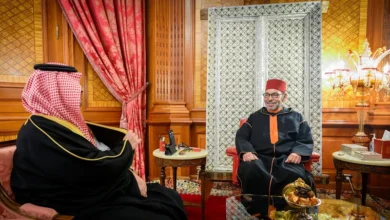 Photo of الملك يتسلم رسالة من مبعوث خادم الحرمين الشريفين وولي العهد السعودي