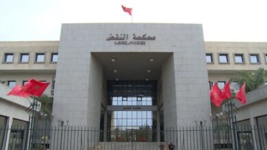 Photo of القضاء المغربي ينتصر للخصوصية ويشدد على ضرورة إذن قضائي لتفتيش الهواتف