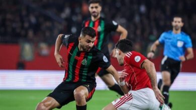 Photo of الكاف يتجه لفتح تحقيق في أحداث مباراة الجيش الملكي والأهلي المصري