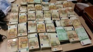 Photo of الجمارك تحجز أكثر من 1.5 مليون يورو و70 كيلوغرام فضة غير قانونية بزايو