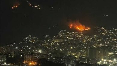 Photo of فنزويلا على حافة تصعيد غير مسبوق.. انفجارات تهز كراكاس وترامب يعلن توقيف مادورو