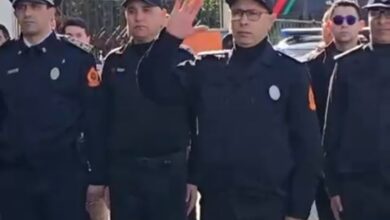 Photo of في أجواء رمزية.. رفع العلم الوطني يعلن استقرار الأوضاع الأمنية بالقصر الكبير