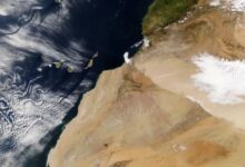 Photo of عاصفة رملية واسعة تغطي أجواء شمال إفريقيا وتمتد نحو الأطلسي