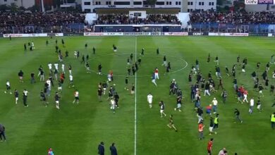 Photo of شغب جماهيري وتوتر في مدرجات ملعب المسيرة يؤخر انطلاق مباراة أولمبيك آسفي واتحاد العاصمة