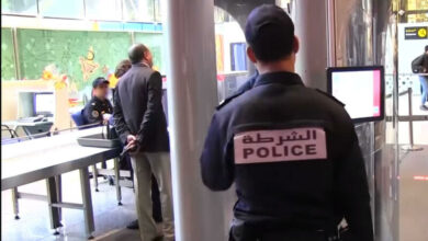Photo of توقيف فرنسية مبحوث عنها دوليا على خلفية شبكة احتيال رقمي عابرة للحدود وإيداعها السجن