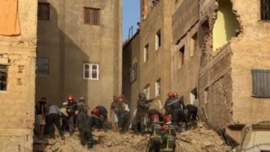 Photo of ارتفاع ضحايا انهيار عمارة سكنية بفاس إلى 4 قتلى وسط استمرار عمليات البحث تحت الأنقاض