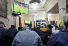 Photo of استغلال أم ضرورة؟.. ارتفاع أسعار المشروبات بالمقاهي يثير غضب المشجعين