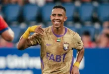 Photo of رحيمي يدخل تاريخ الدوري الإماراتي ويتوج الهداف المغربي التاريخي للبطولة