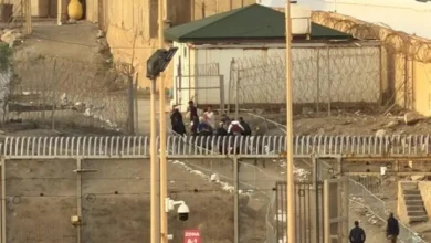 Photo of بعد إخلاء مخيمات الشواطئ.. السلطات الإسبانية تتحرك لإنهاء آخر تجمع للمهاجرين بسبتة